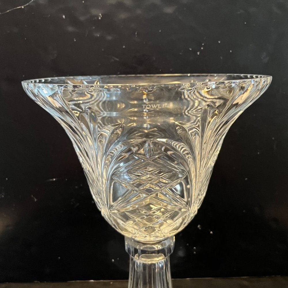 Towle Crystal 24% Lead Crystal Signed Centerpiece - Picture 5 of 8